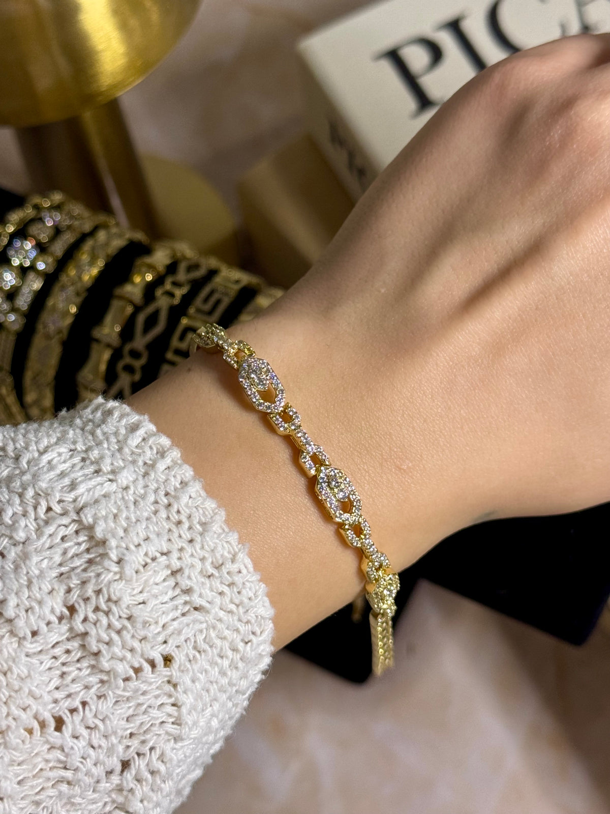 Xuping Taşlı Bileklik