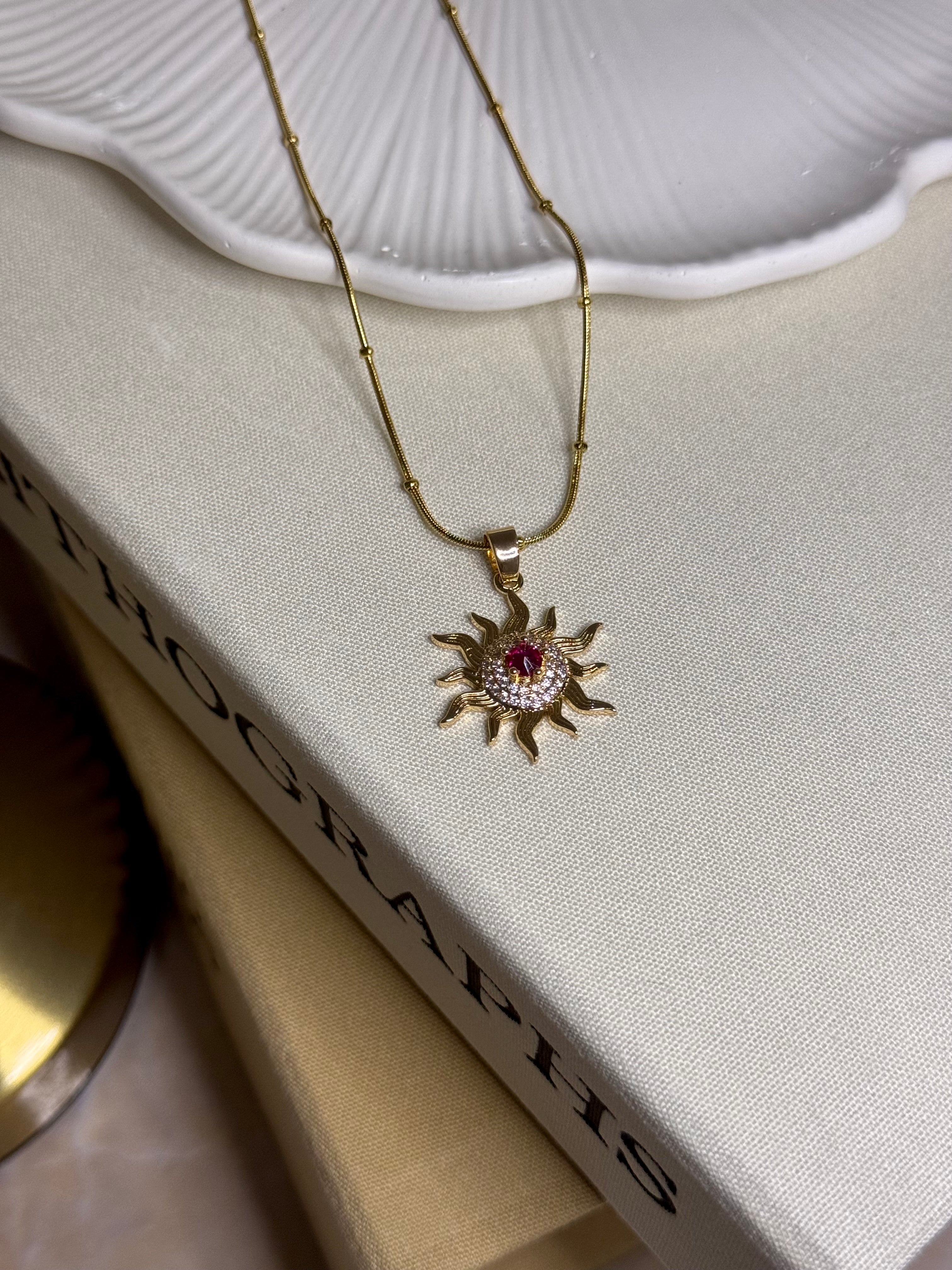 Çelik Güneş Kolye