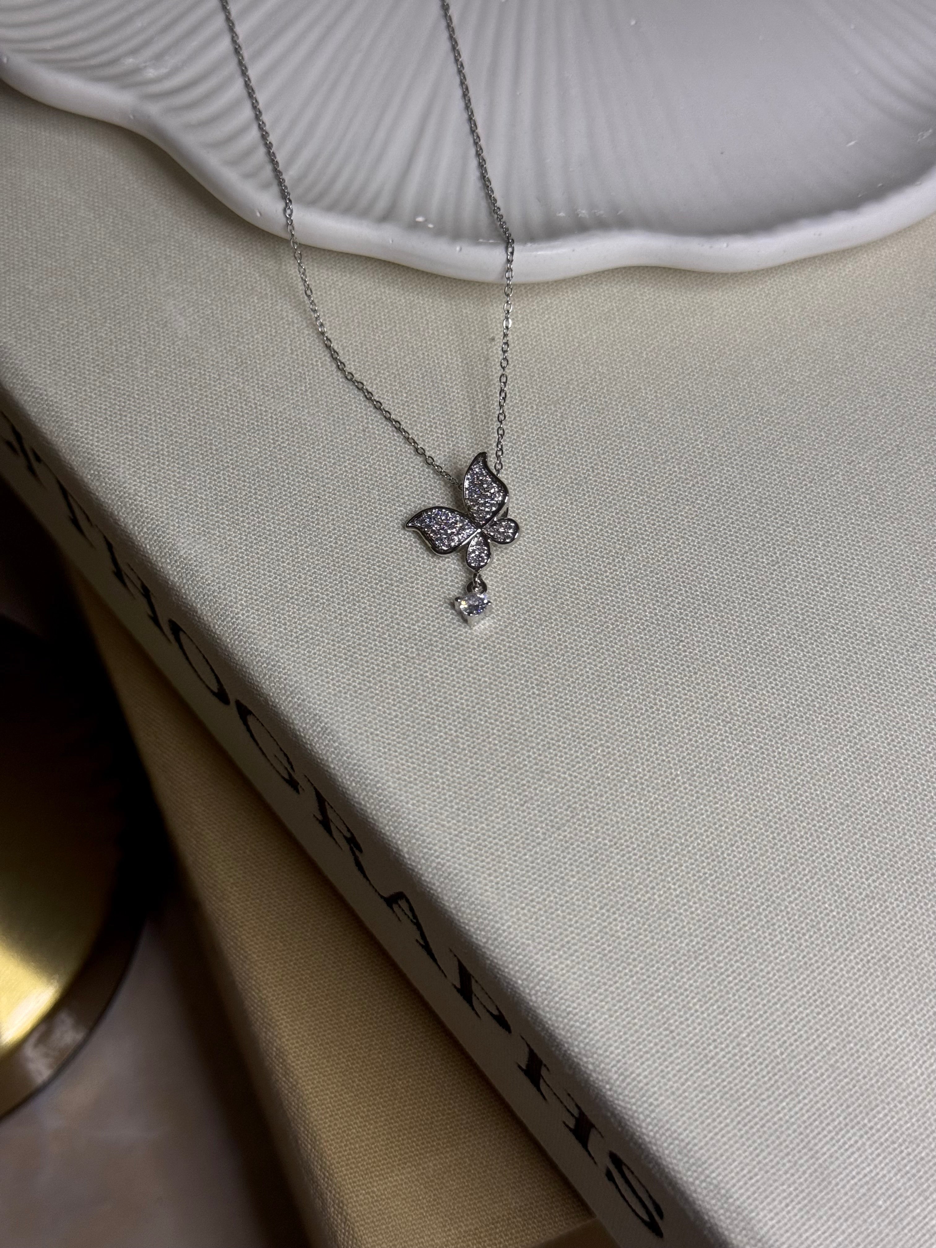 Çelik Butterfly Kolye